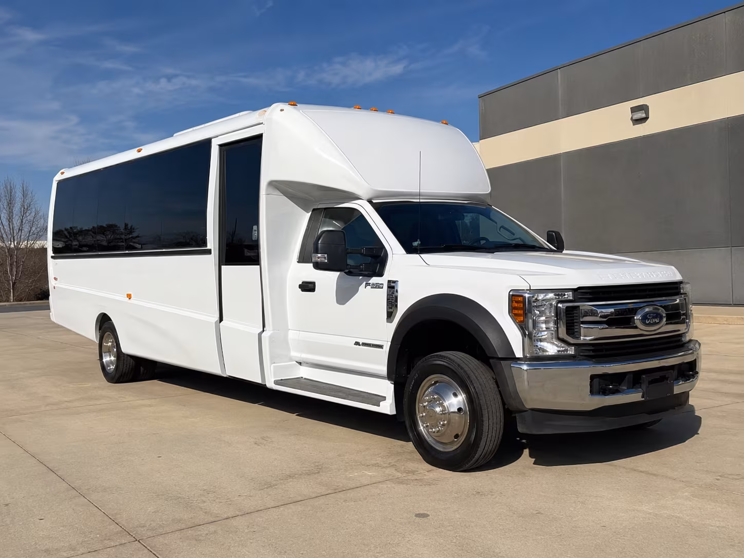 charleston spacious private event charter bus rentals in charleston