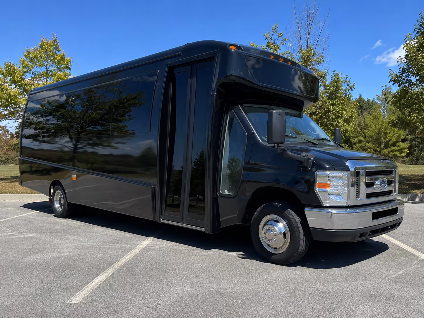 columbia comfortable employee shuttle bus rentals in columbia