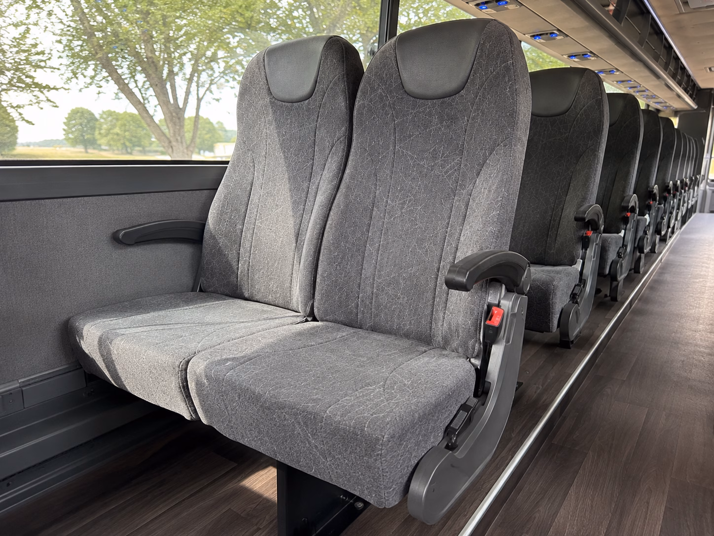 florence charter bus transportation to and from florence area airports