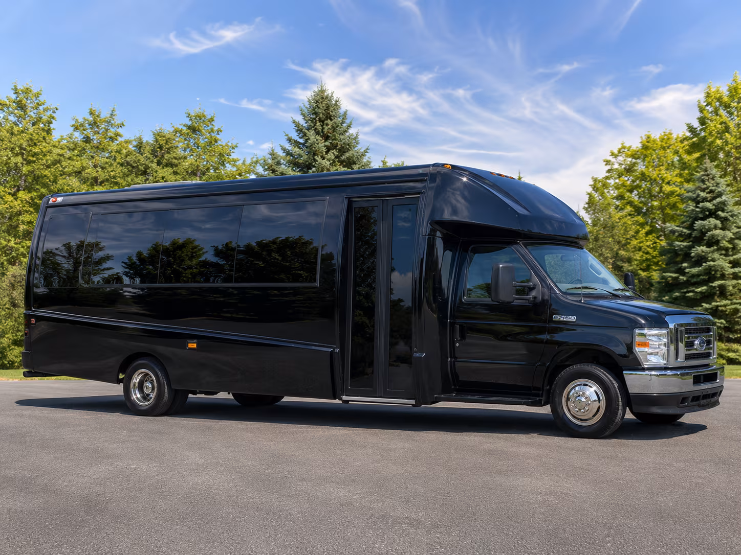 mount pleasant charter bus rentals for airport transfers