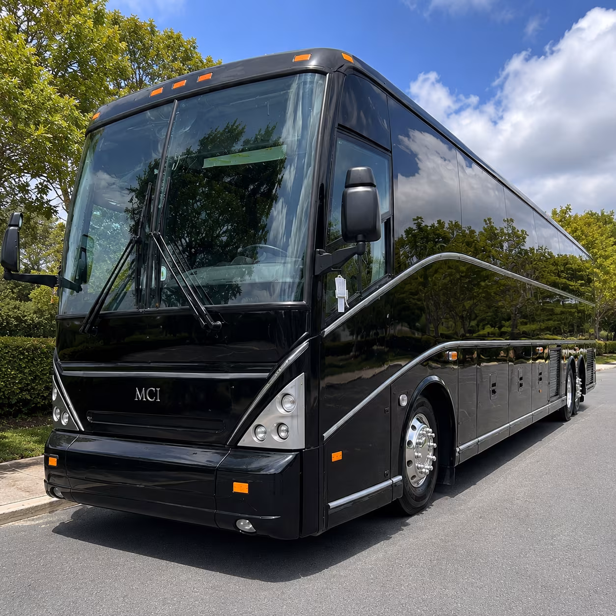 shuttle nnptc students between training facilities and charleston liberty destinations